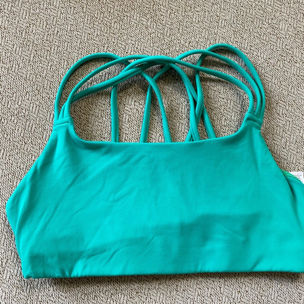 Athleta Hyper Focused Bra in Powervita